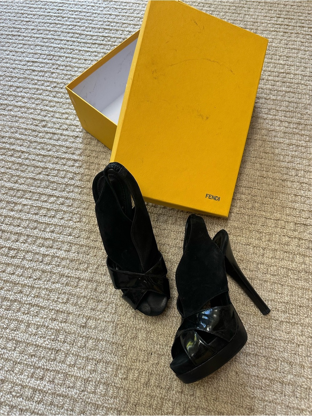Fendi y2k Cindy Suede Patent Leather Black Slingback Platform Pumps Heels Sz 37